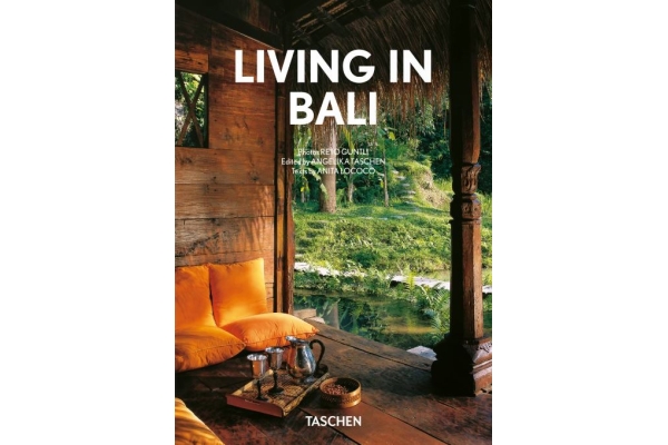LIVING IN BALI 40TH