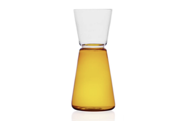 HIGH RISE PITCHER AMBER CLEAR