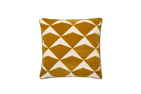 Selma Cushion