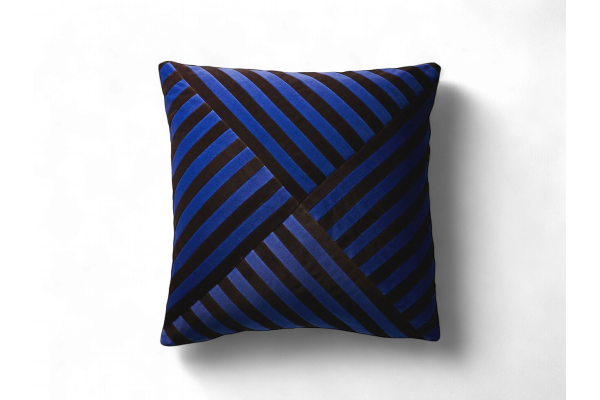 Lily Cushion